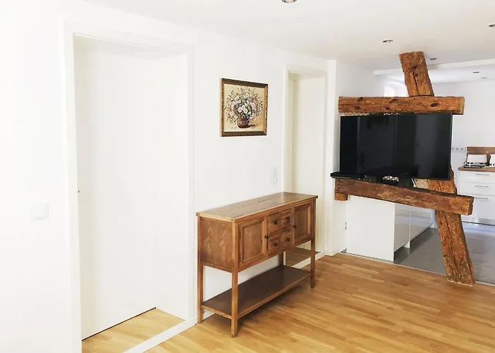 Tanz Apartments